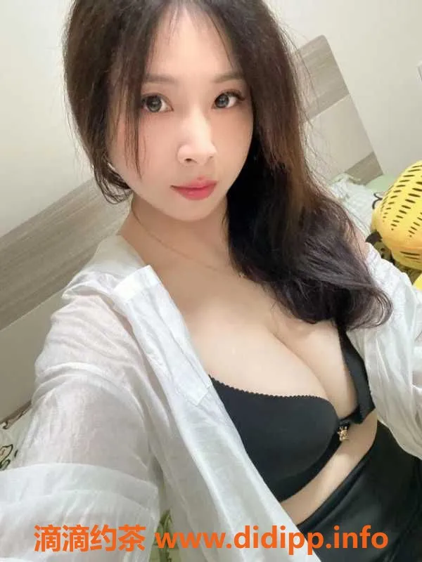 广州楼凤-黄埔大奶御姐妲己，168cm、38D、25岁，超值服务等你来体验！