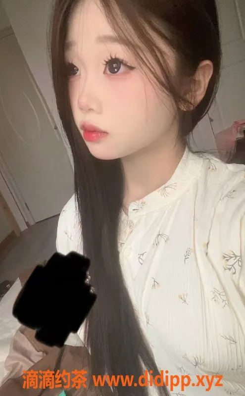 成都楼凤-成都梦梦 17岁丰满嫩妹 身高158 服务优质