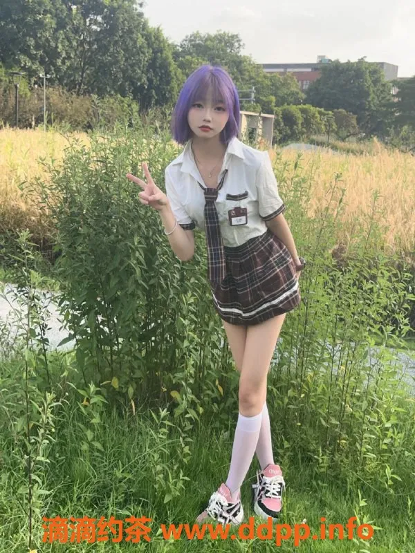 杭州楼凤-拱墅可爱萝莉栗子，155cm 43kg A+胸围