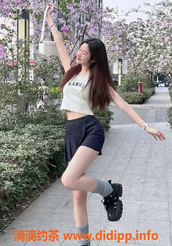 上海楼凤资源信息,静安允真，身高170，价格1500p/2500pp