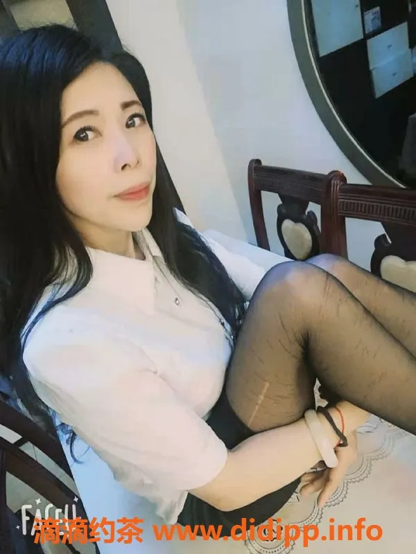 重庆楼凤-安若情——黄泥磅 4P 7，超值体验！