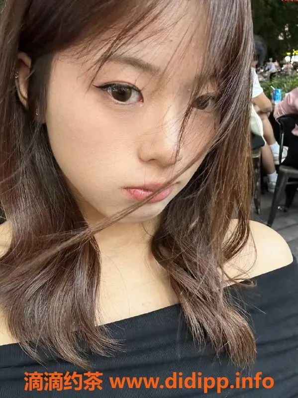 广州楼凤-白云怡儿：优质洗吹做服务，600元起