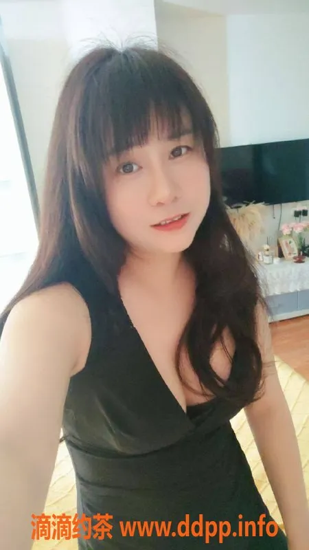 广州楼凤-黄埔静静，69p少妇，400p起，视频验证！