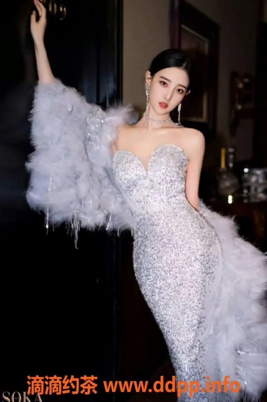 深圳楼凤-深圳南山Eva贝贝: 176高53重C罩杯，超值体验！