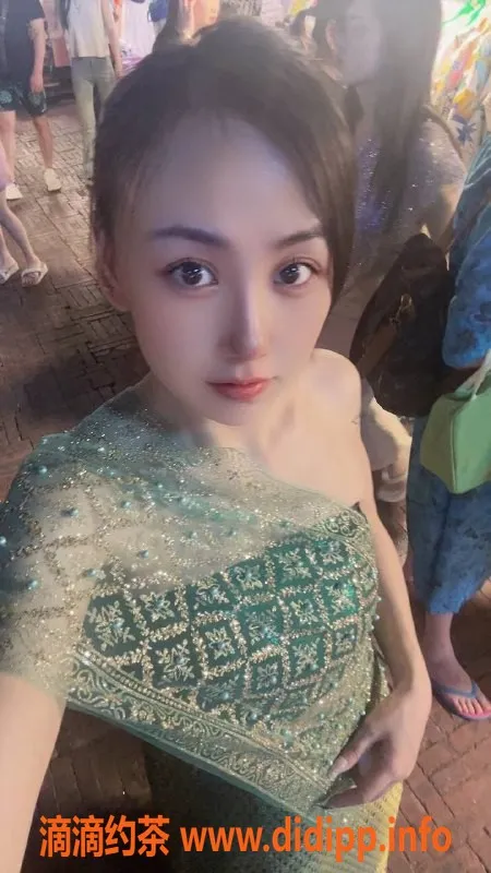 深圳楼凤资源信息,龙华乖乖，超高性价比，1100pp尽享服务