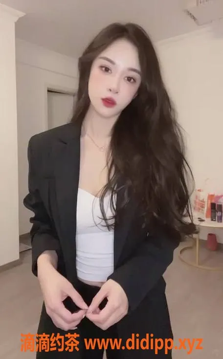 上海楼凤-闵行小曼福利价1800PP，超值体验等你来！