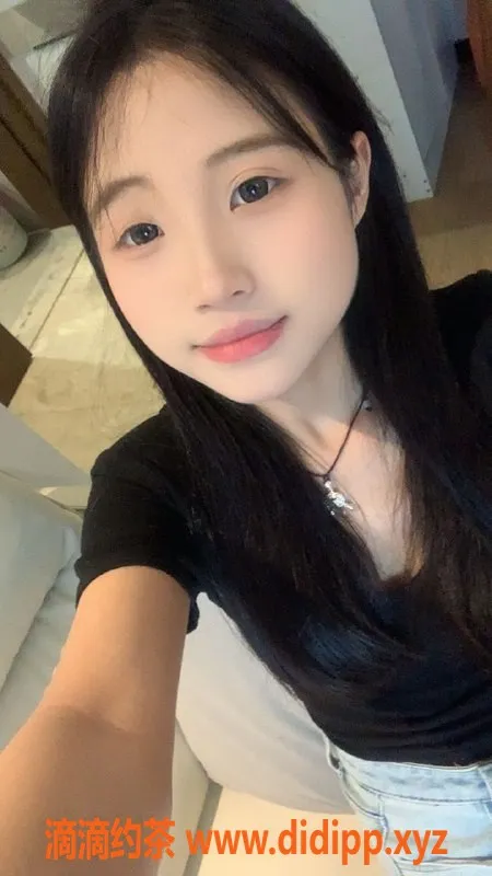 成都楼凤-成华区17岁妹子，165身高，性价比高