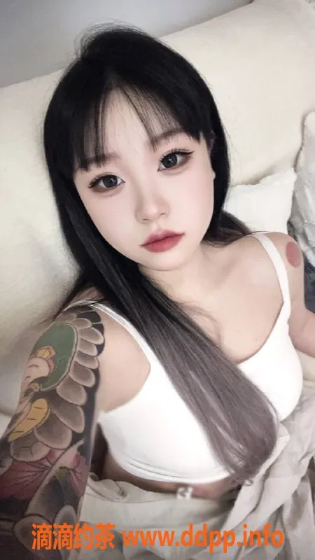 成都楼凤-蕊儿，17岁微坦少女，160cm，115斤，600元开场