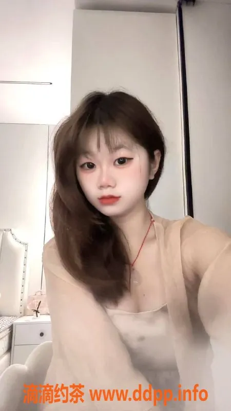 杭州楼凤-萧山童童睡不饱，嫩妹69互舔巨乳服务