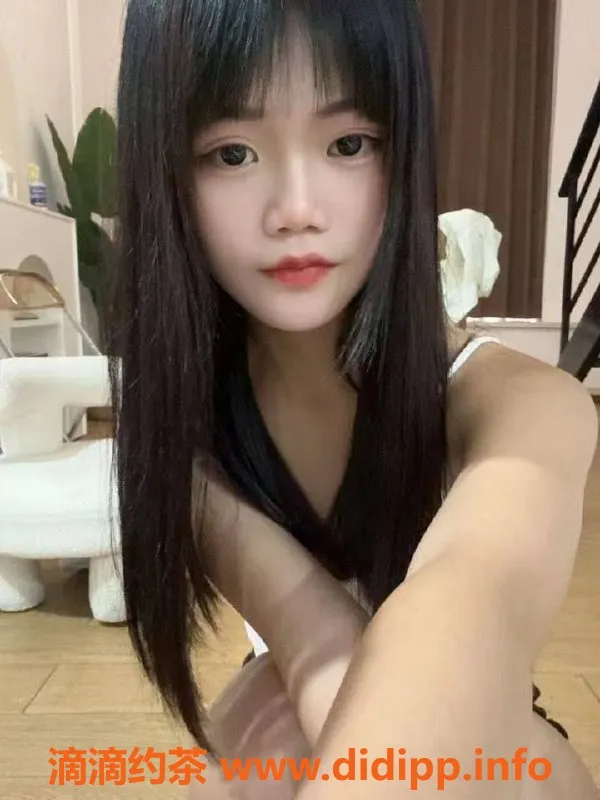 广州楼凤-番禺嫩妹小琳，600元体验超级棒！