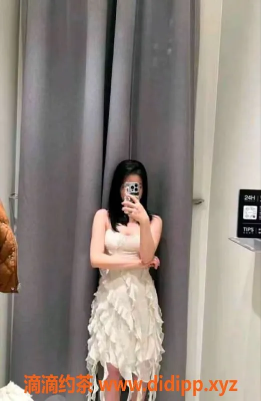 武汉楼凤-武昌露露，服务好身材棒，直击你的心！