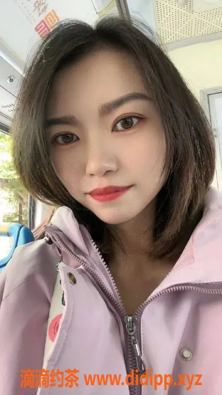 成都楼凤-新都雅琪，27岁，160身高，服务态度超棒！