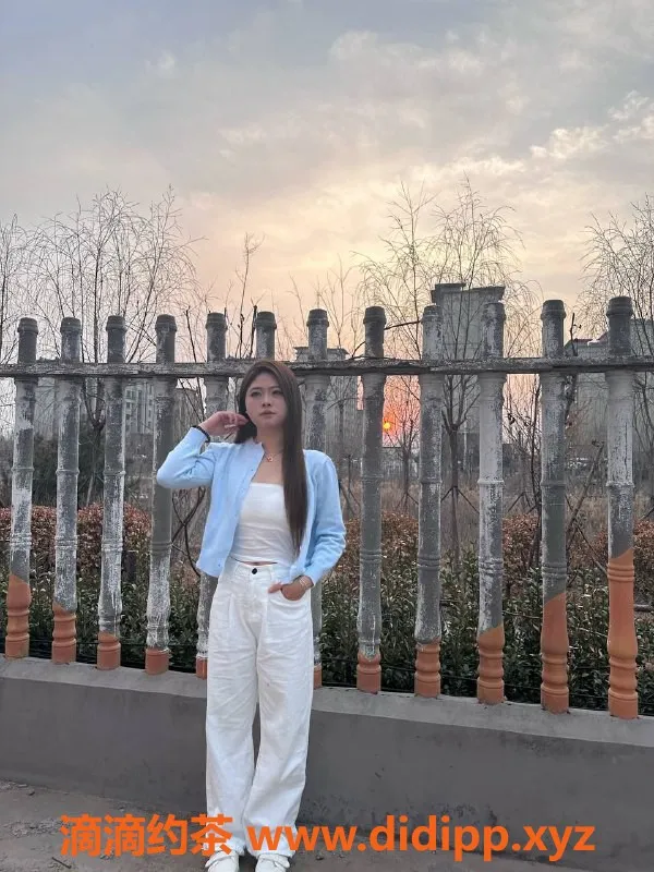 东莞楼凤-塘厦小梦，甜美可爱，完美服务体验