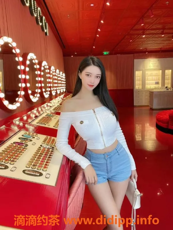 北京楼凤-朝阳区小新，2000起步，制服服务等你来体验！