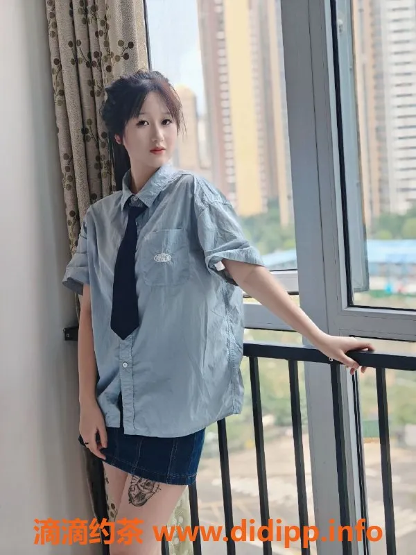 成都楼凤-成华区19岁妹子晴晴，身高168，皮肤白，服务一流！