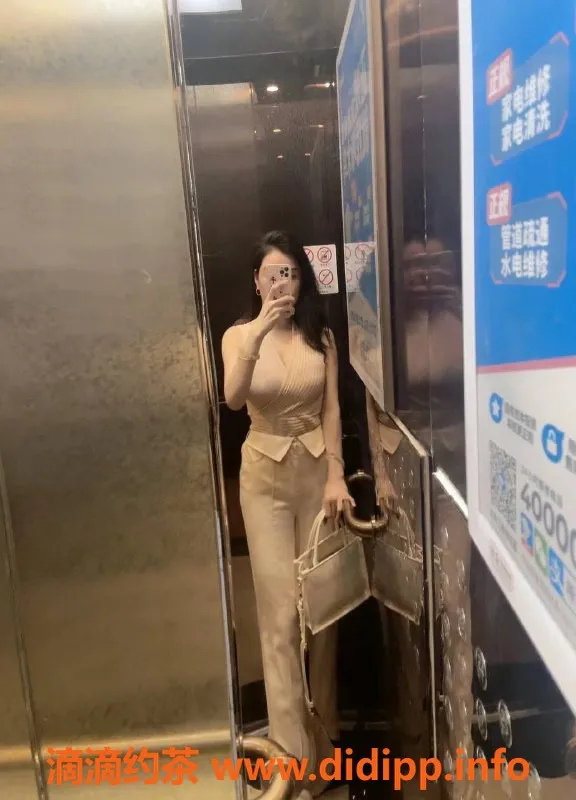 深圳楼凤资源信息,福田车模，3000元享多重服务