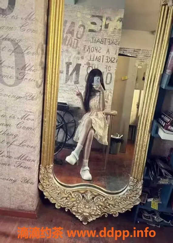 成都楼凤-成都宇宇，159cm娇小妹，500元服务优质