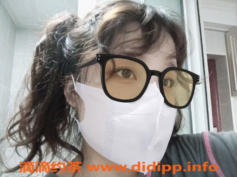 长沙楼凤-岳麓区甜桃，550p 服务超赞，尽享愉悦时光