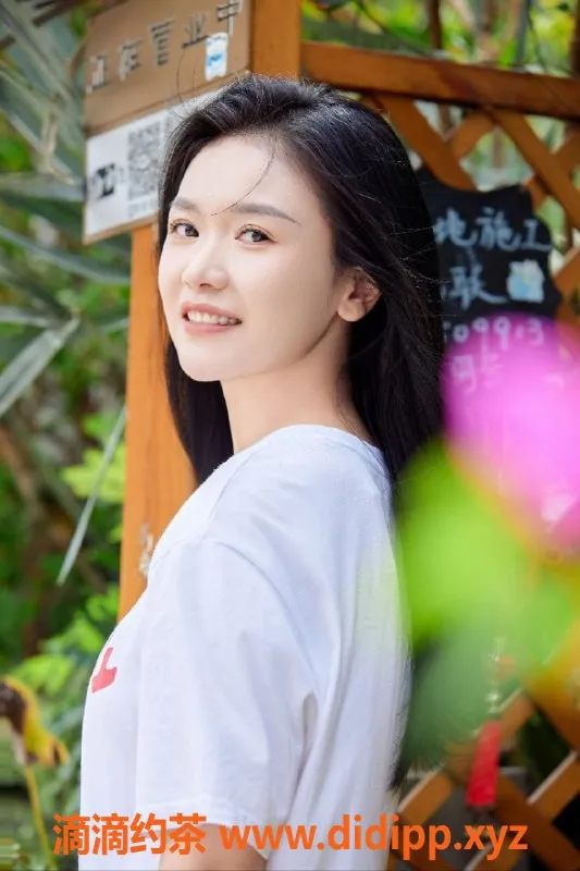 深圳楼凤-福田静心，御姐大胸，服务体验超赞