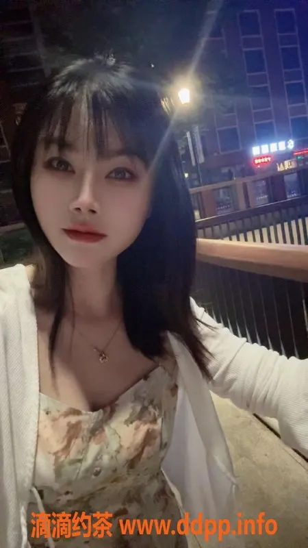 广州楼凤-天河兔兔，课费600元，服务好评如潮