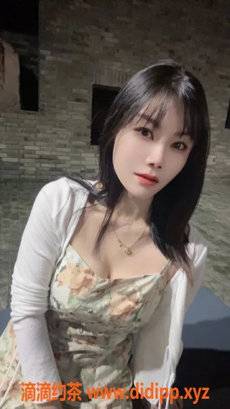 广州楼凤-天河兔兔，课费600元，服务好评如潮