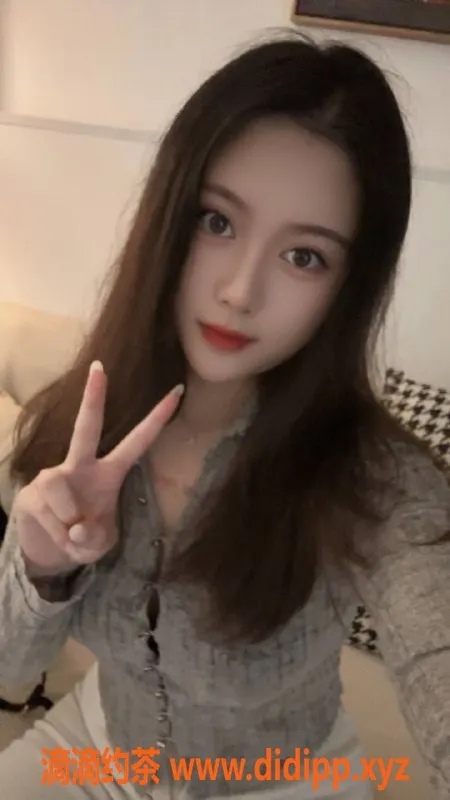 深圳楼凤-南山可可，嫩妹大胸，课费P900，私聊快速