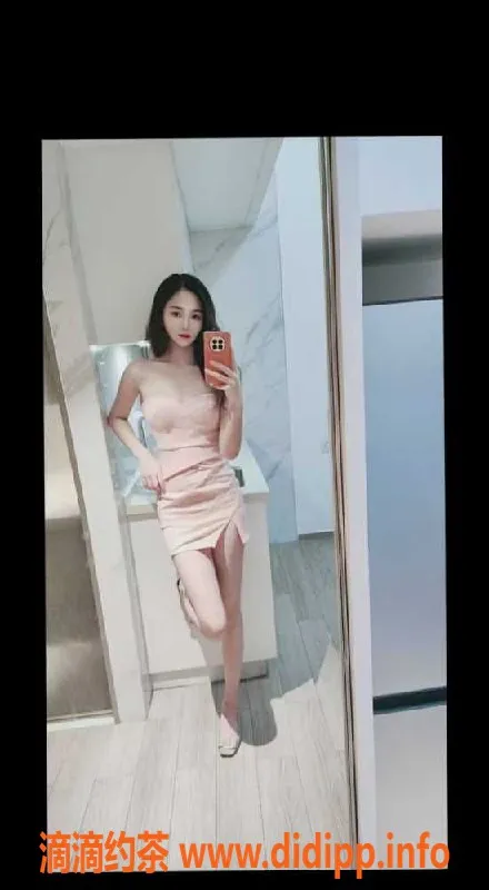 深圳楼凤-龙岗肤白梦舒，22岁气质美女，600元体验