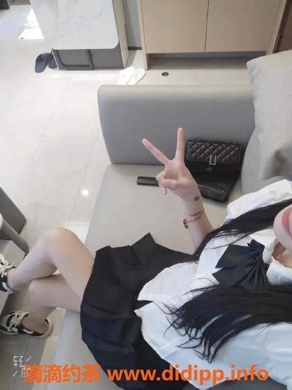 深圳楼凤资源信息,龙华小怡，1000元超值服务体验