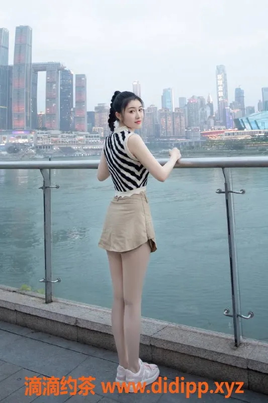 南京楼凤-建邺区潇潇，169身高D杯，12p让你享受