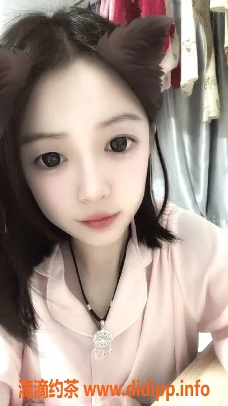 广州楼凤资源信息,白云御姐琪琪，800元起，舌吻69p服务！