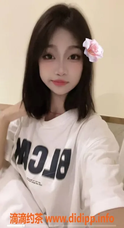 深圳楼凤-龙华玲玲，视频认证，800元服务