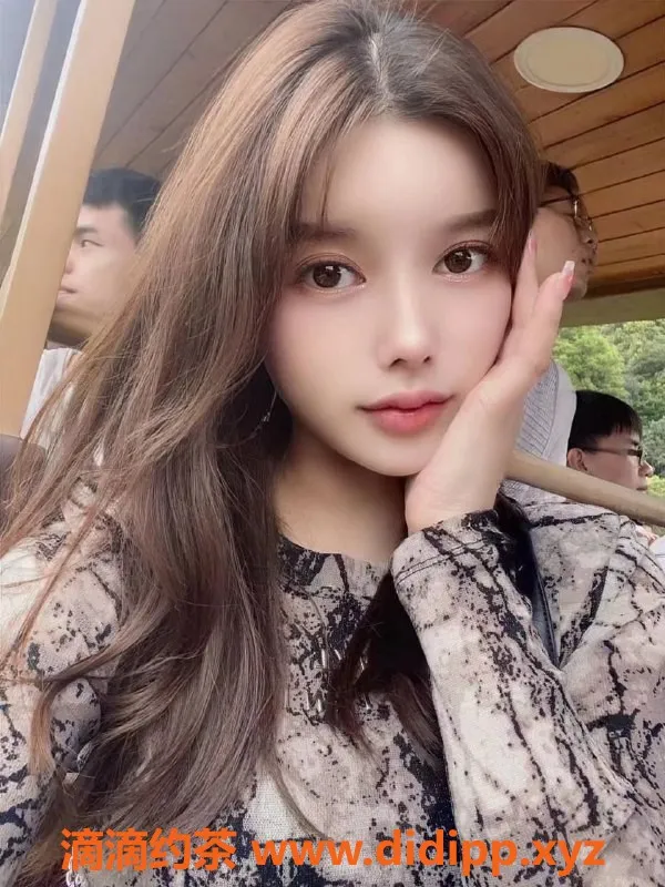 深圳楼凤-南山淡紫，御姐长腿，私聊只需P1500！