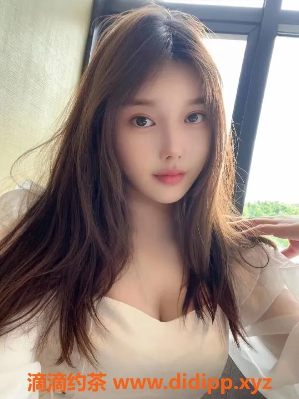 深圳楼凤-南山淡紫，御姐长腿，私聊只需P1500！