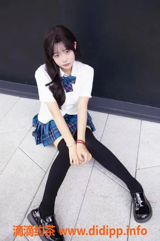 成都楼凤-金牛区小鹿，7p嫩妹微胖车，快来体验！