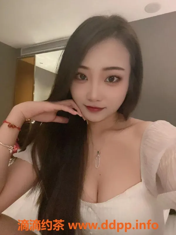 杭州上门服务-杭州高颜值小姐姐 21岁 168cm 36D