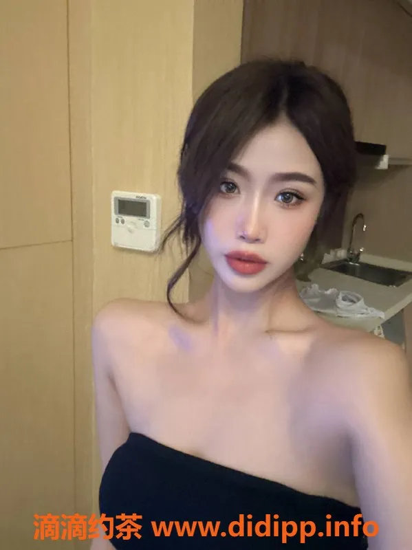 厦门楼凤-厦门思明区电报老师子瑜，颜值与服务兼具