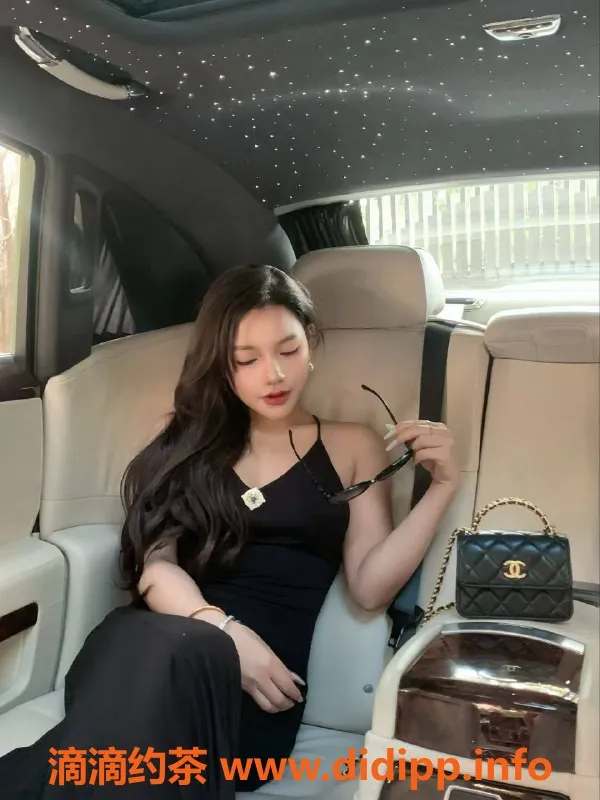 深圳楼凤-南山佳酱，1000p超值体验，超赞服务等你来享！