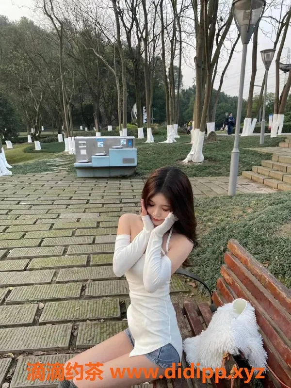 厦门楼凤资源信息,厦门思明区小柚子，05年电报老师，颜值在线