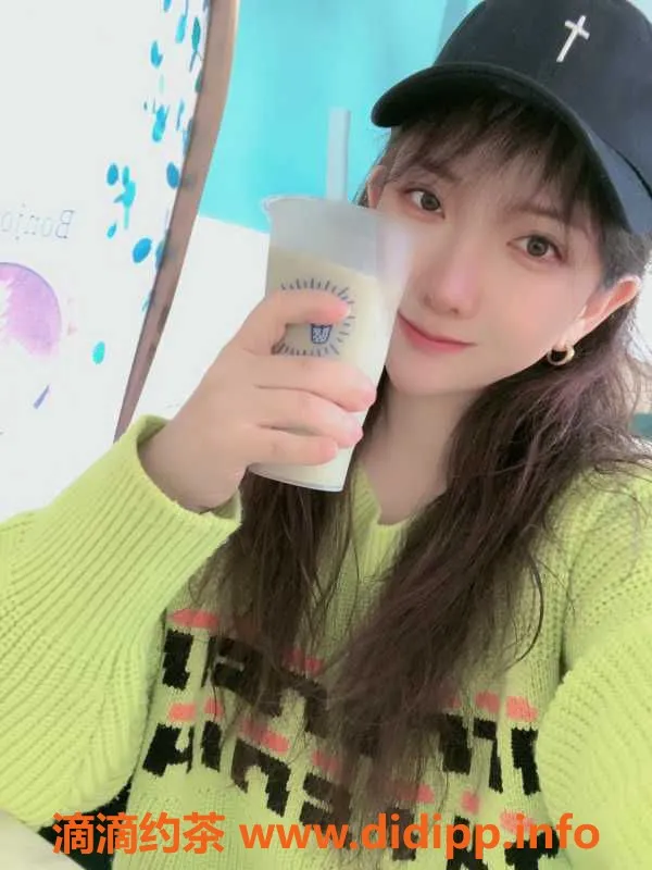 广州楼凤-天河新人乐乐，21岁，165cm，46kg精品教师