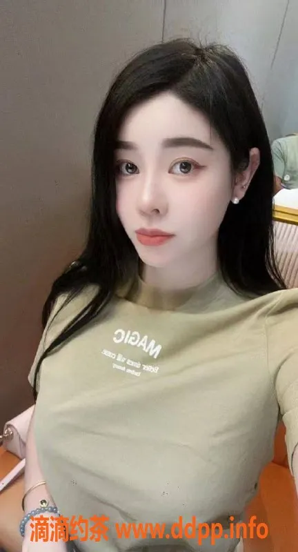 南京楼凤-秦淮区小v，168身高F罩杯，服务丰富！