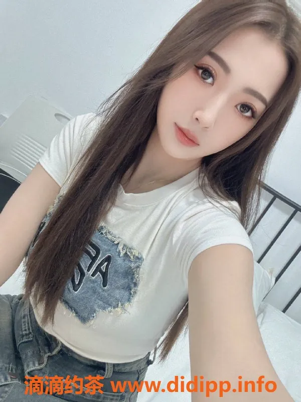 深圳楼凤资源信息,南山酥酥，900元体验舌吻与丝袜制服服务