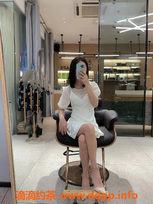 广州楼凤-天河安玥，800起的少妇服务等你体验