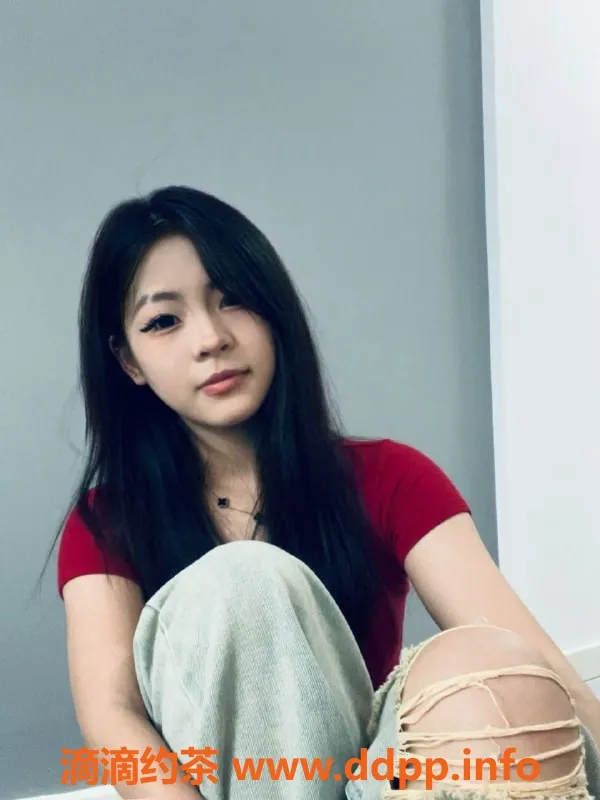 成都楼凤-成华区舒瑶 165cm蜜桃臀18岁颜值车