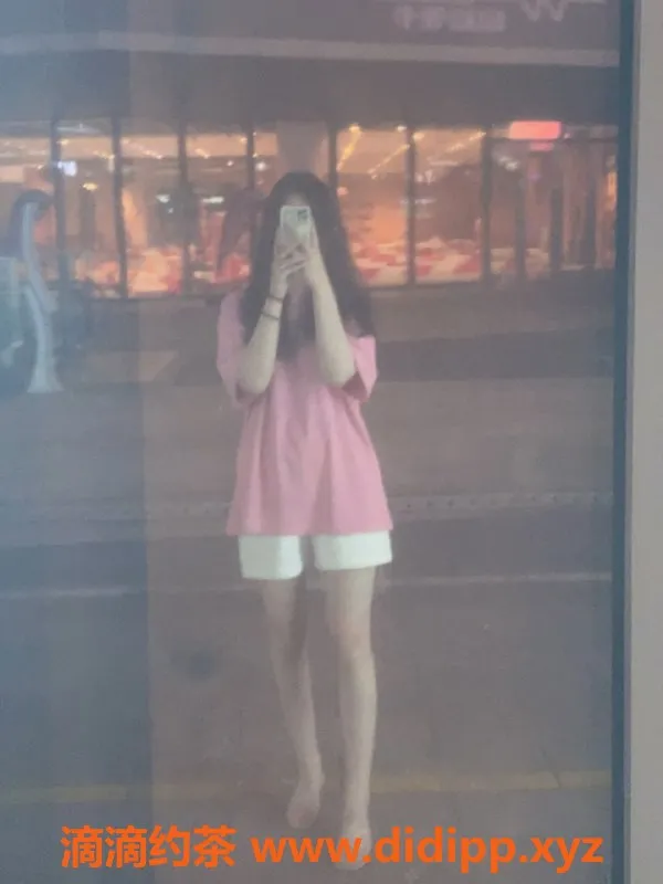 南京楼凤-秦淮美琪，900元/次，服务精彩纷呈