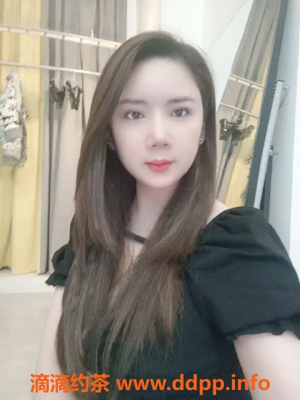 长沙楼凤-芙蓉区小洋洋，163高46kg，25岁优质服务