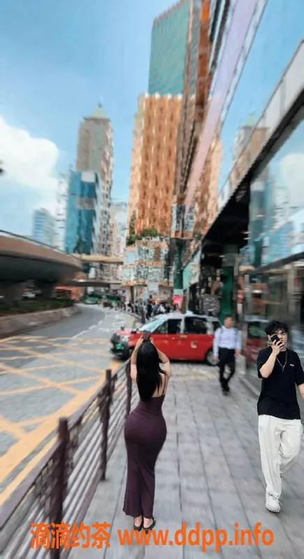 南京楼凤-江宁拿铁小女友，22岁163身材诱人