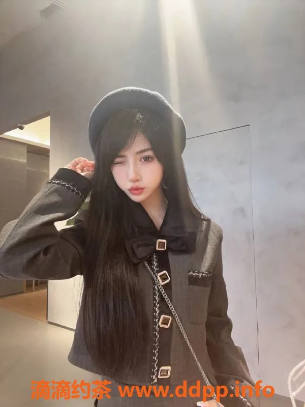 上海外围-上海徐汇小老虎，21岁极品美少女，1300元