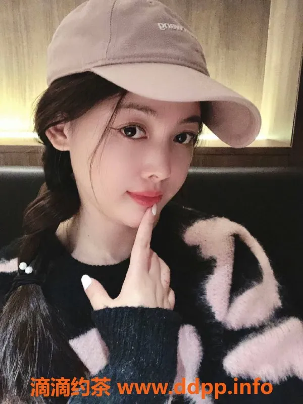 深圳楼凤-龙岗小精灵口爆、按摩服务，价格800p起