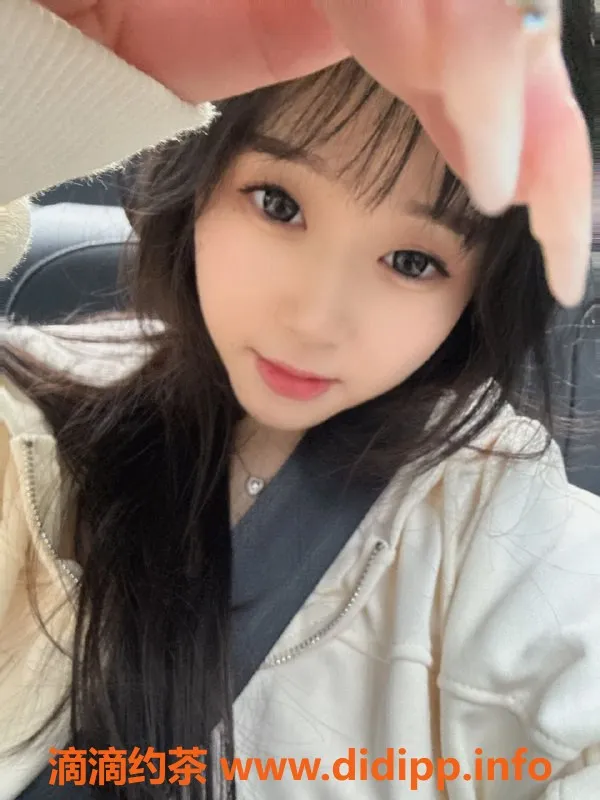 深圳楼凤-宝安果粒橙莞式一条龙，688p体验等你来