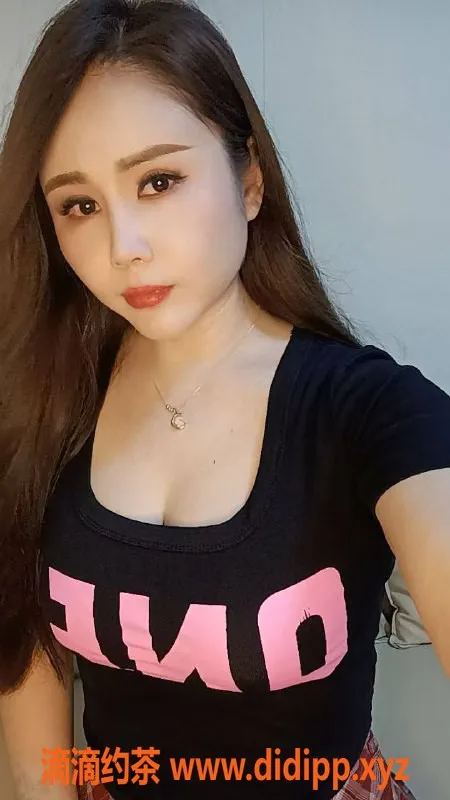 广州楼凤资源信息,白云少妇琪琪，450元舌吻服务